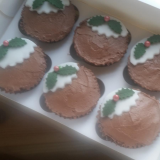 xmas cupcakes.jpg